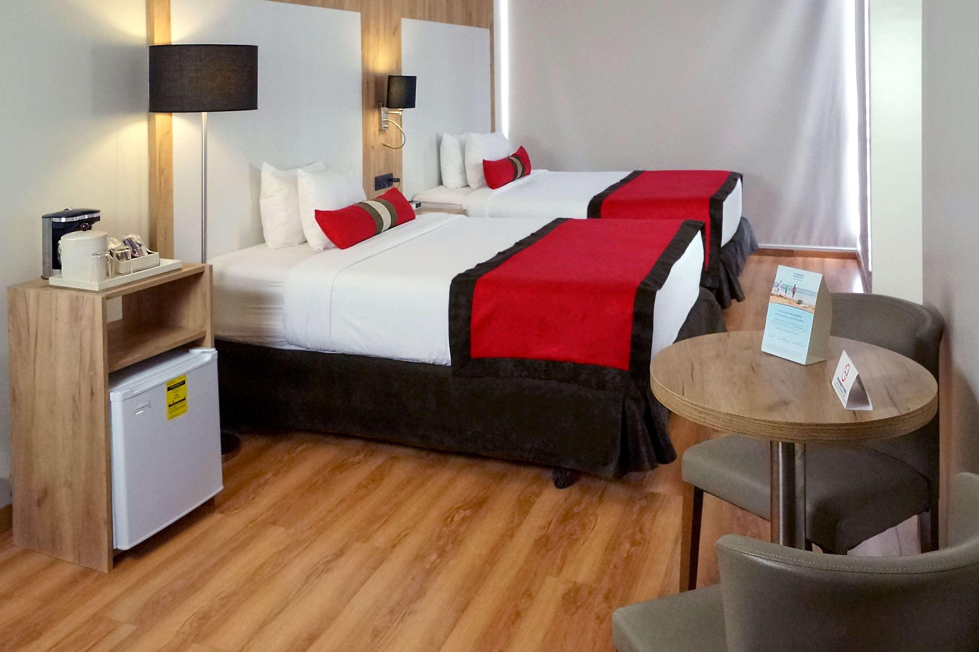 Hotel Ramada By Wyndham Via Argentina Panama (ville)